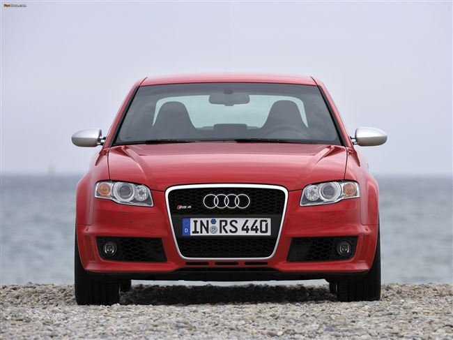 Технические характеристики Audi S4 4.2 quattro